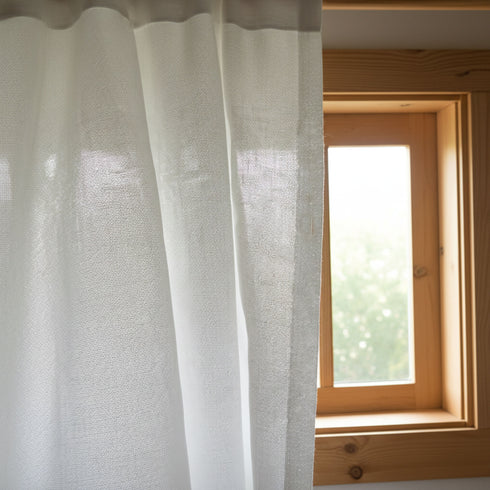 Draperii semi-transparente din bumbac. Un văl de lumină și intimitate