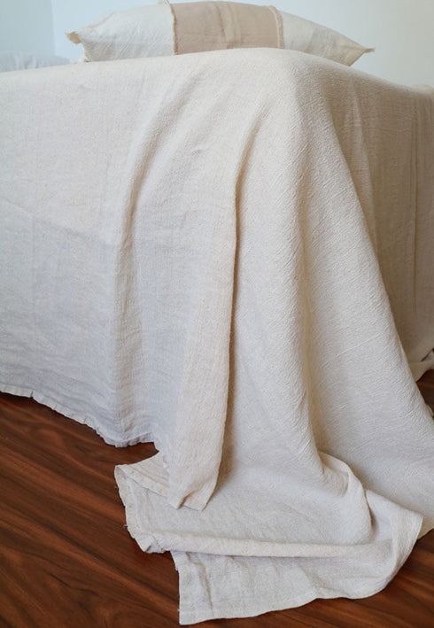 Pătură din cânepa, moale si placută