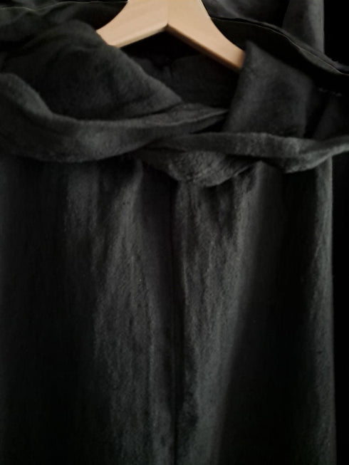 Poncho medieval din țesătură de cânepă. Mantie cu glugă boho.