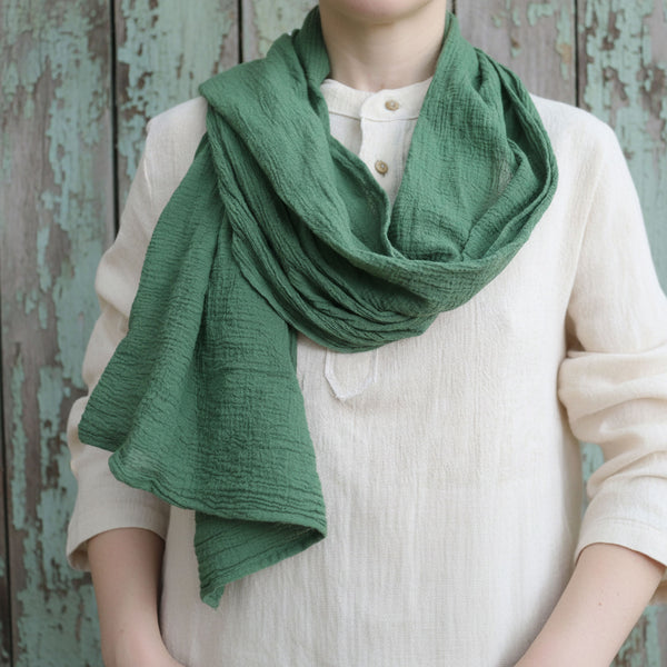 Esarfa din panza topita de bumbac, creponata si moale
