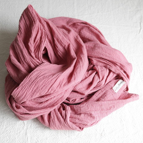Esarfa din panza topita de bumbac, creponata si moale
