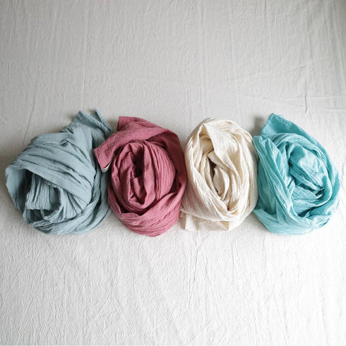 Esarfa din panza topita de bumbac, creponata si moale